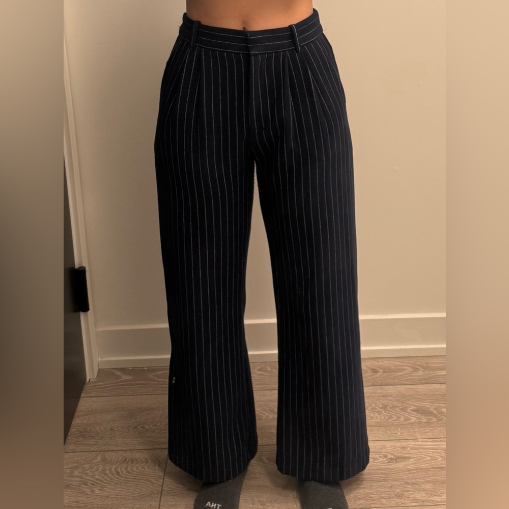 Abercrombie & Fitch Navy Pinstripe Dress Pants XS Short